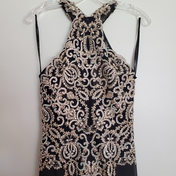 Evening Gown - Picture 4 of 8